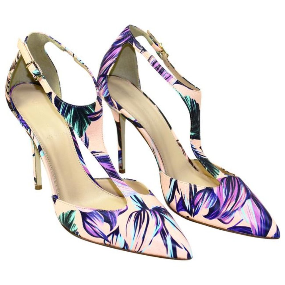 Romantic Floral Print Roxie T-strap Pumps SZ 11